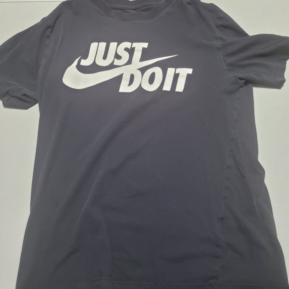 Nike T shirt